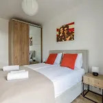 Apartment Lily The Big Screen For 6 People & Parking Gdansk