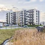 Lily The Big Screen For 6 People & Parking Apartment Gdansk