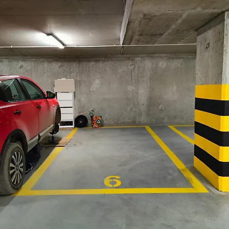 Lily The Big Screen For 6 People & Parking Daire Gdansk