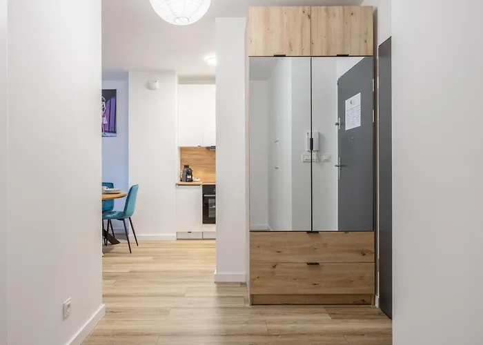 Lily The Big Screen For 6 People & Parking Gdansk