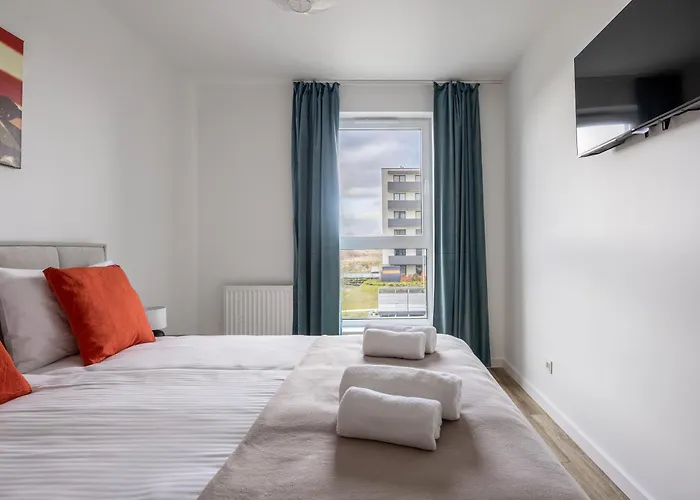 Lily The Big Screen For 6 People & Parking